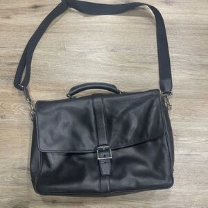 Coach Black Leather Men's Messenger Bag